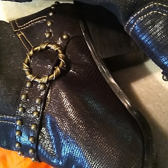 Dakota Womens Western Boots with Floral Design..like new. Size 8W - Picture 14 of 14